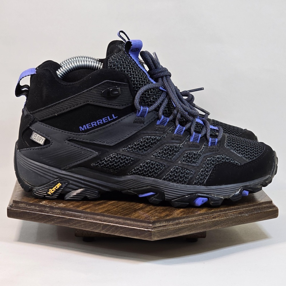 Merrell Hiking Shoes Womens‎ Size 7 Black Vibram Gore-Tex Mid Trail Boots J77518